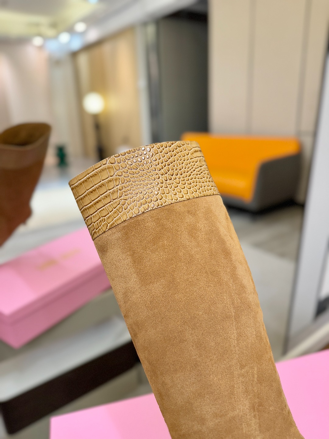 𝙋𝙖𝙧𝙞𝙨 𝙏𝙚𝙭𝙖𝙨 德州巴黎 Paris Texas 鳄鱼纹细跟长靴 ♡优雅风格，创造不一样的感觉！