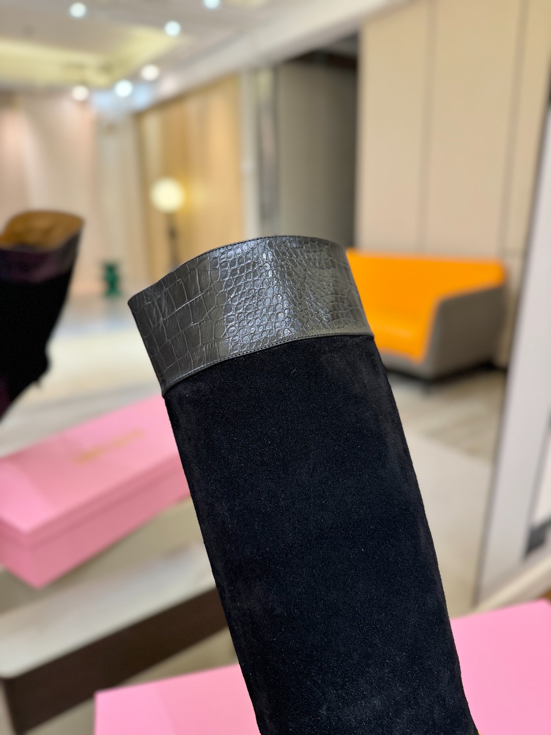 𝙋𝙖𝙧𝙞𝙨 𝙏𝙚𝙭𝙖𝙨 德州巴黎 Paris Texas 鳄鱼纹细跟长靴 ♡优雅风格，创造不一样的感觉！