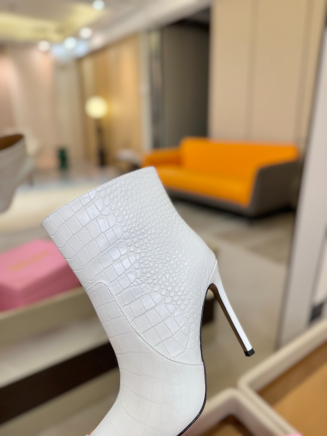 𝙋𝙖𝙧𝙞𝙨 𝙏𝙚𝙭𝙖𝙨 德州巴黎 Paris Texas 鳄鱼纹细跟短靴 ♡优雅风格，创造不一样的感觉！