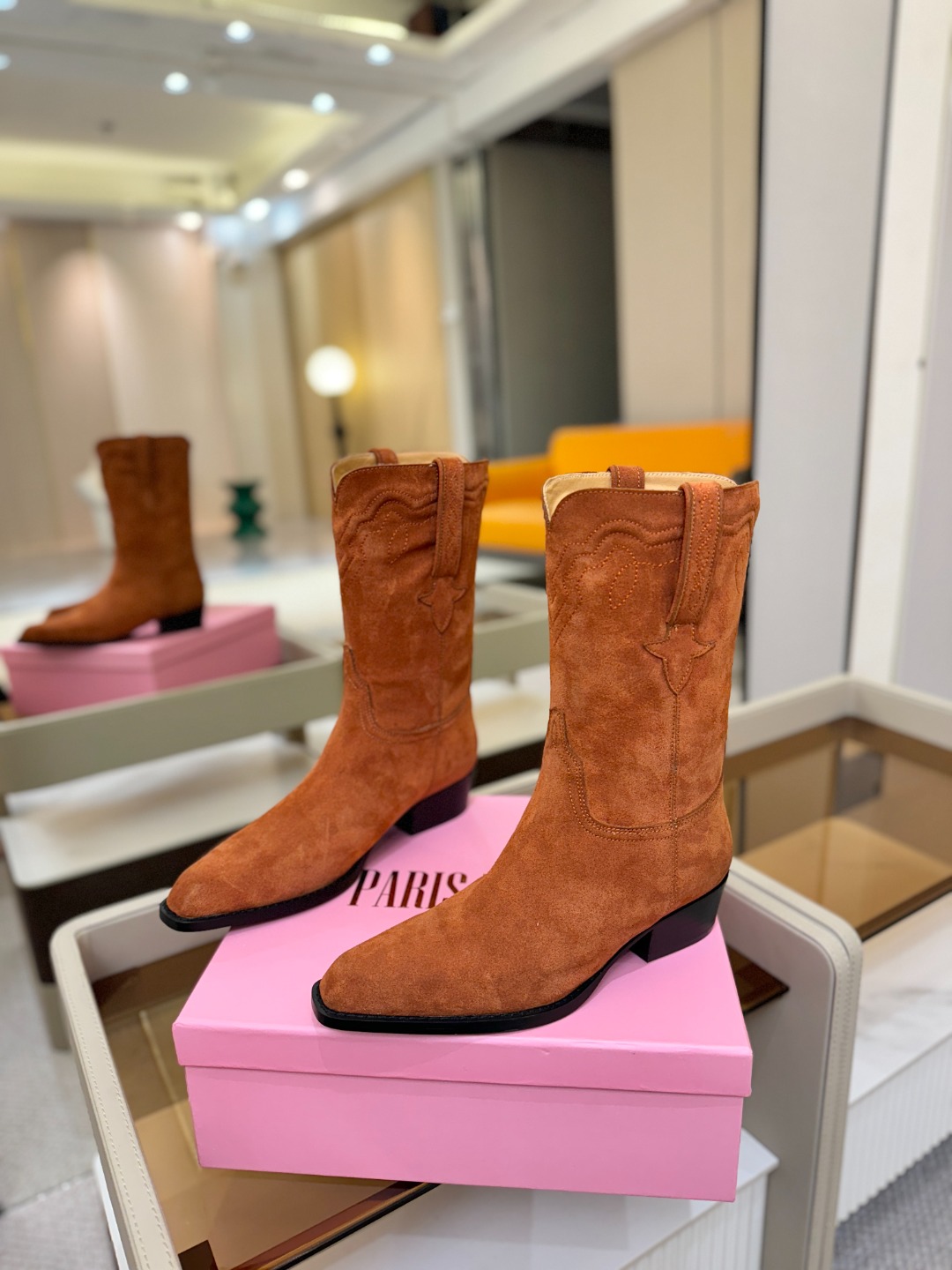 𝙋𝙖𝙧𝙞𝙨 𝙏𝙚𝙭𝙖𝙨 德州巴黎 Paris Texas 西部短战靴 ♡优雅风格，创造不一样的感觉！♡ 