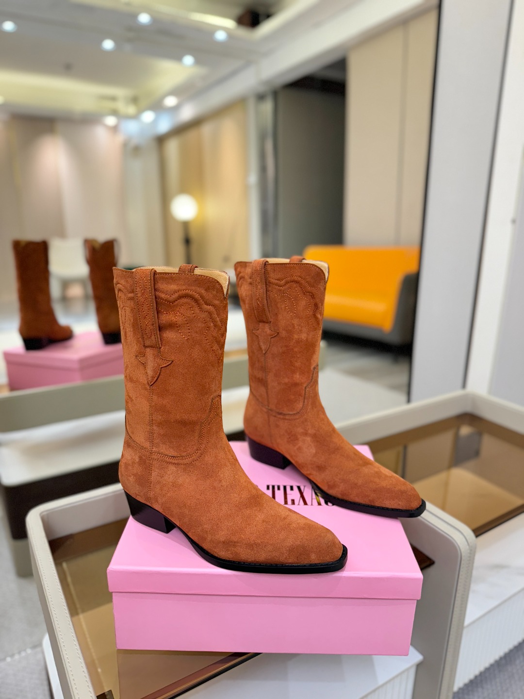 𝙋𝙖𝙧𝙞𝙨 𝙏𝙚𝙭𝙖𝙨 德州巴黎 Paris Texas 西部短战靴 ♡优雅风格，创造不一样的感觉！♡ 