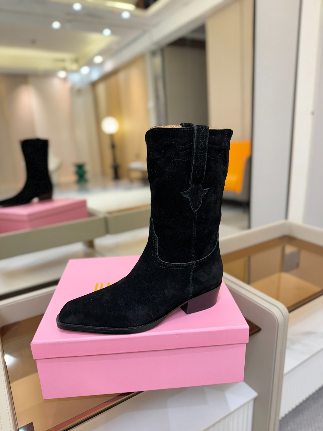 𝙋𝙖𝙧𝙞𝙨 𝙏𝙚𝙭𝙖𝙨 德州巴黎 Paris Texas 西部短战靴 ♡优雅风格，创造不一样的感觉！♡ 