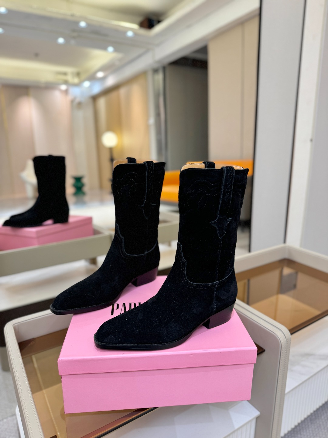 𝙋𝙖𝙧𝙞𝙨 𝙏𝙚𝙭𝙖𝙨 德州巴黎 Paris Texas 西部短战靴 ♡优雅风格，创造不一样的感觉！♡ 