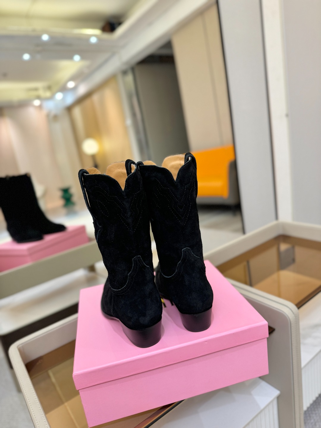 𝙋𝙖𝙧𝙞𝙨 𝙏𝙚𝙭𝙖𝙨 德州巴黎 Paris Texas 西部短战靴 ♡优雅风格，创造不一样的感觉！♡ 