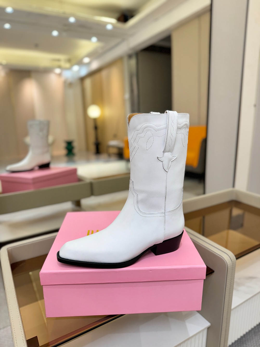 𝙋𝙖𝙧𝙞𝙨 𝙏𝙚𝙭𝙖𝙨 德州巴黎 Paris Texas 西部短战靴 ♡优雅风格，创造不一样的感觉！♡ 