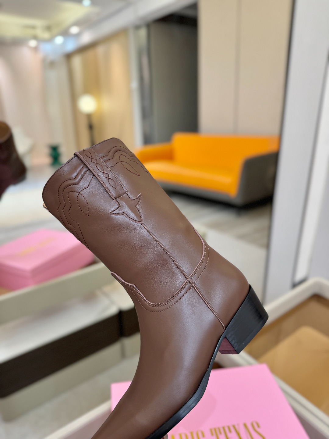 𝙋𝙖𝙧𝙞𝙨 𝙏𝙚𝙭𝙖𝙨 德州巴黎 Paris Texas 西部短战靴 ♡优雅风格，创造不一样的感觉！♡ 