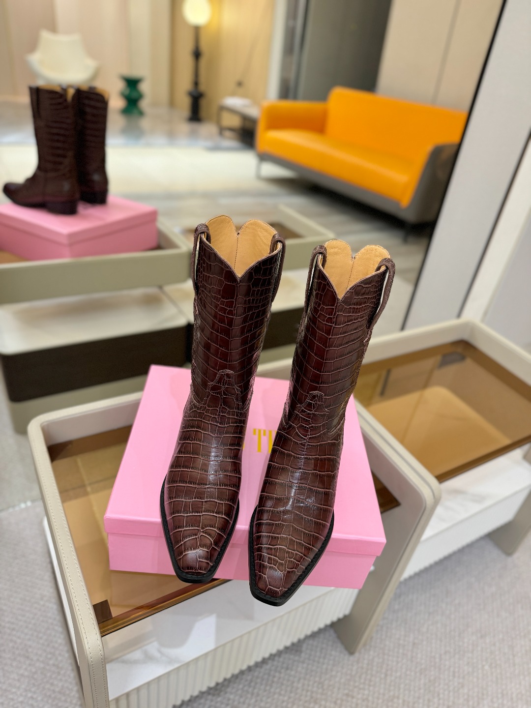 𝙋𝙖𝙧𝙞𝙨 𝙏𝙚𝙭𝙖𝙨 德州巴黎 Paris Texas 西部短战靴 ♡优雅风格，创造不一样的感觉！♡ 