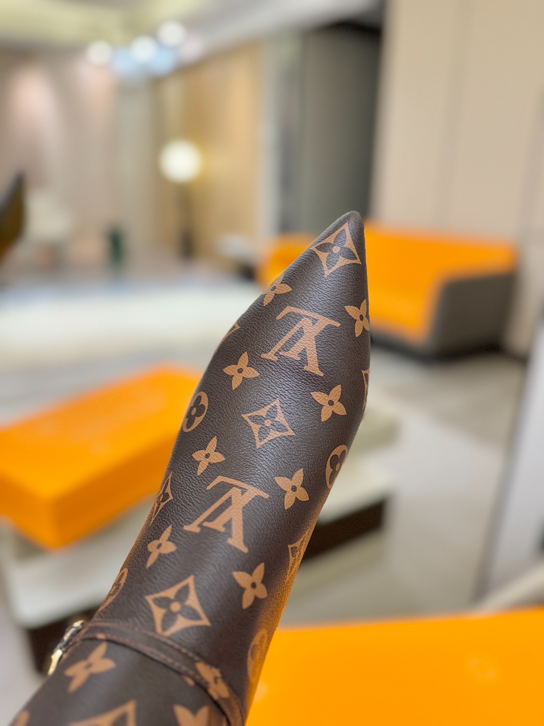 【代购级】、Louis Vuitton 2025官秋冬长靴系列!完美楦型、尖头新品🆕、官网同步更新Lv五
