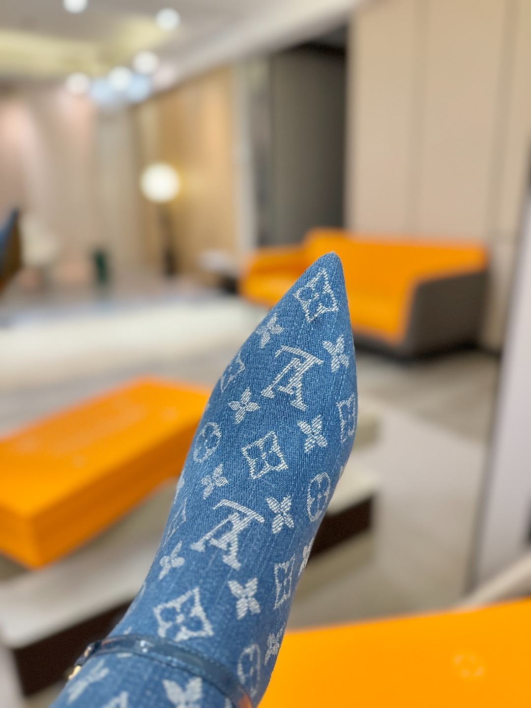 【代购级】、Louis Vuitton 2025官秋冬长靴系列!完美楦型、尖头新品🆕、官网同步更新Lv五