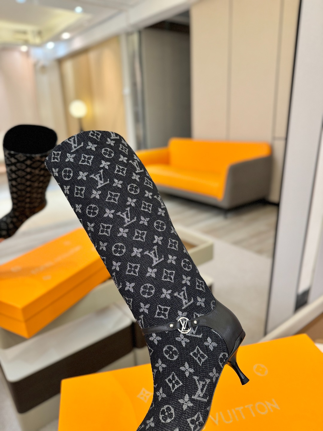 【代购级】、Louis Vuitton 2025官秋冬长靴系列！完美楦型、尖头新品🆕、官网同步更新Lv五