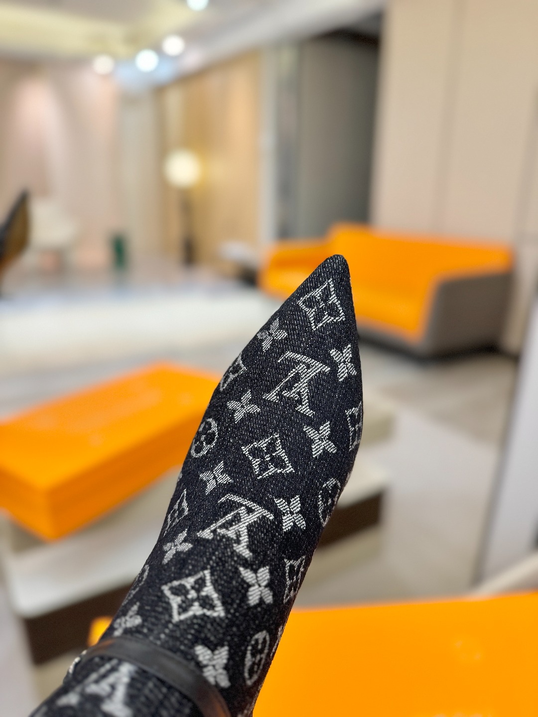 【代购级】、Louis Vuitton 2025官秋冬长靴系列！完美楦型、尖头新品🆕、官网同步更新Lv五