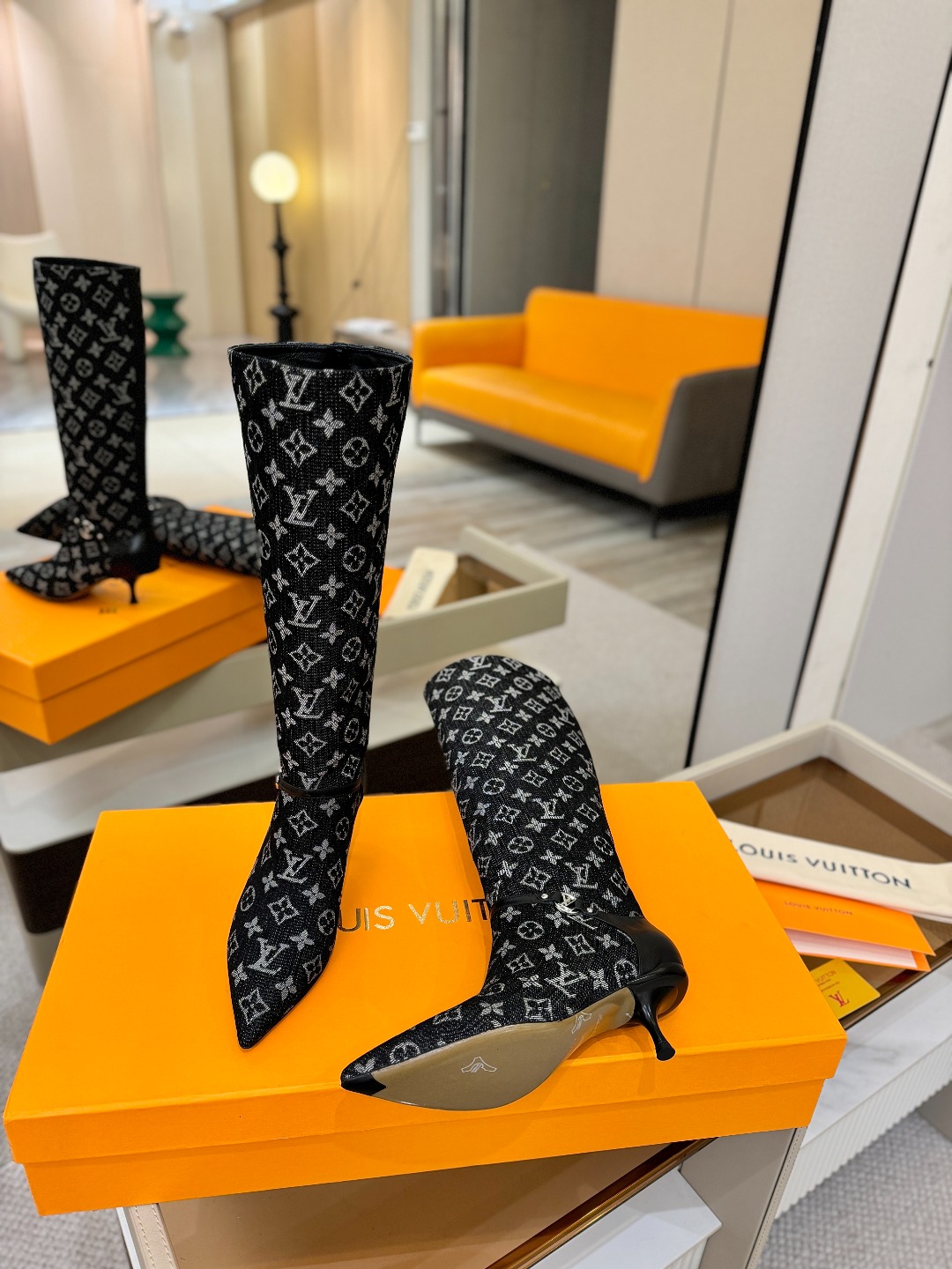 【代购级】、Louis Vuitton 2025官秋冬长靴系列！完美楦型、尖头新品🆕、官网同步更新Lv五