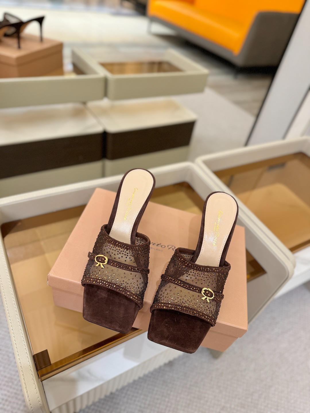 Gianvito rossi 👠拖鞋顶级版本!代购品质!👡施华洛奇水钻方头高跟拖鞋,宛如从童话中走来的仙