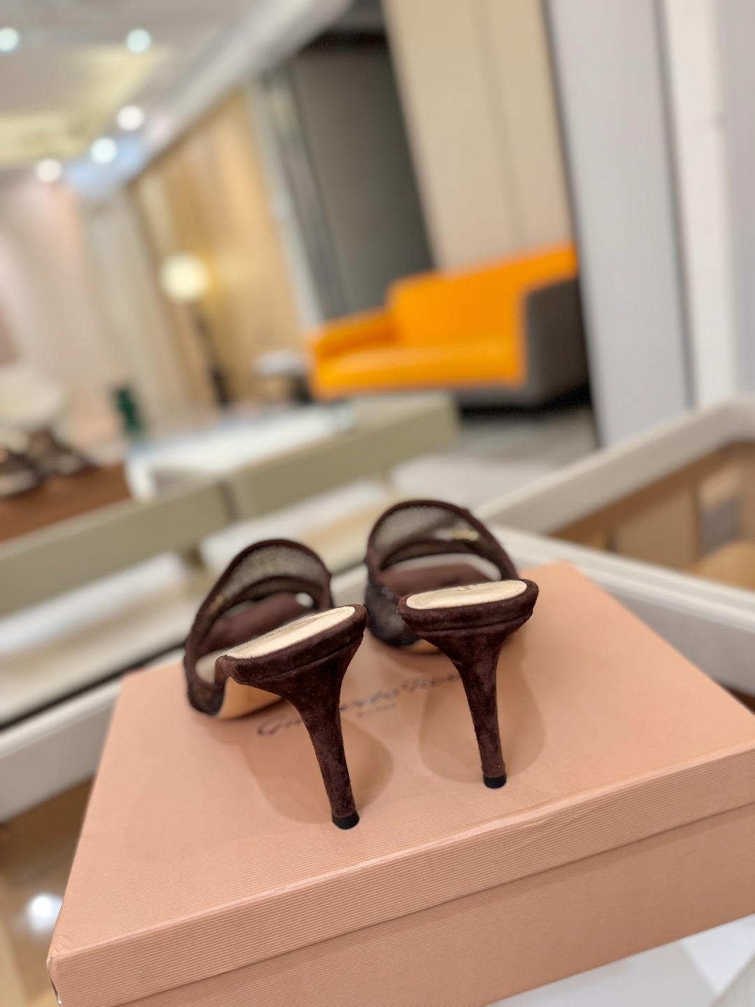 Gianvito rossi 👠拖鞋顶级版本!代购品质!👡施华洛奇水钻方头高跟拖鞋,宛如从童话中走来的仙