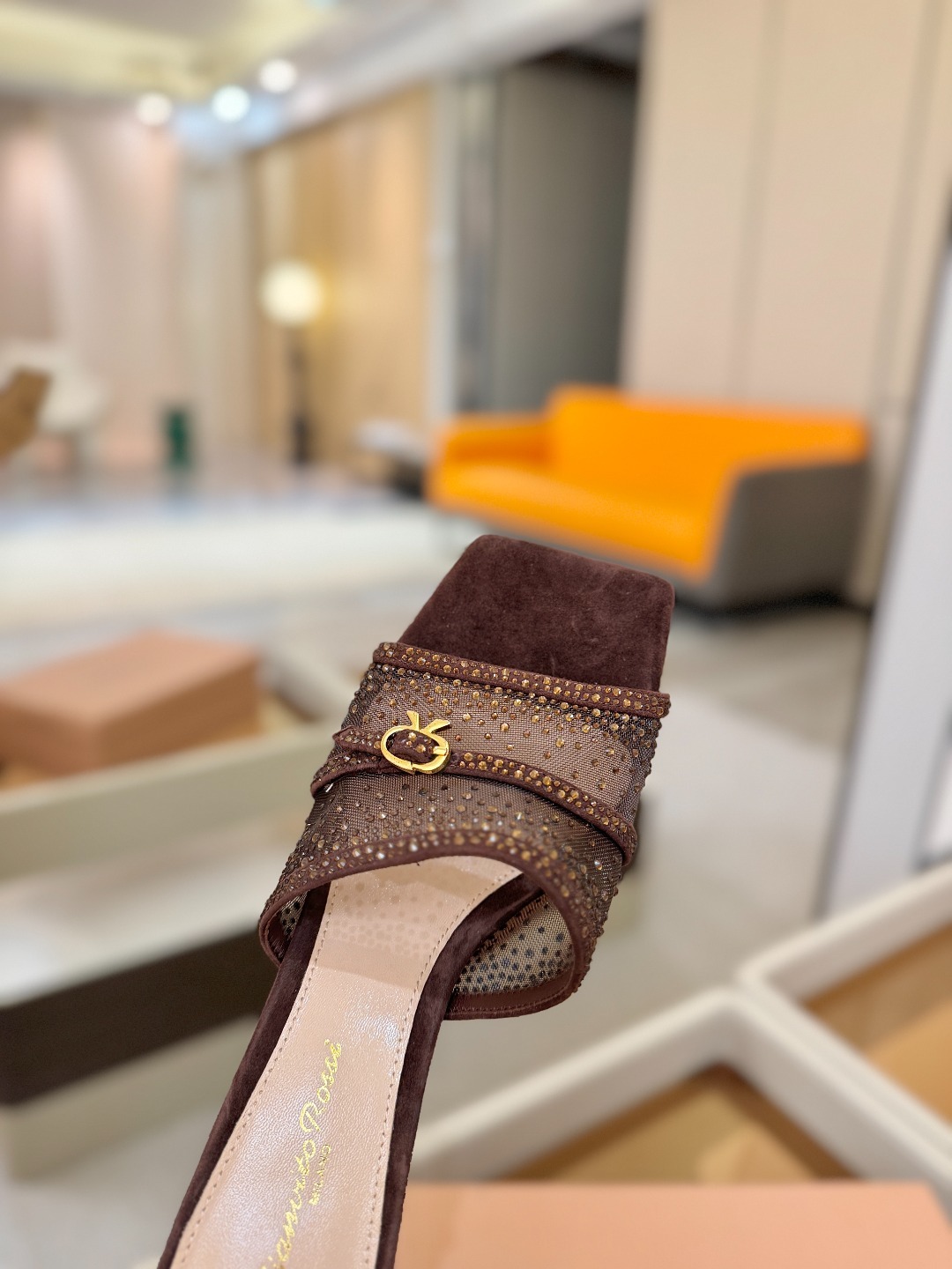 Gianvito rossi 👠拖鞋顶级版本!代购品质!👡施华洛奇水钻方头高跟拖鞋,宛如从童话中走来的仙