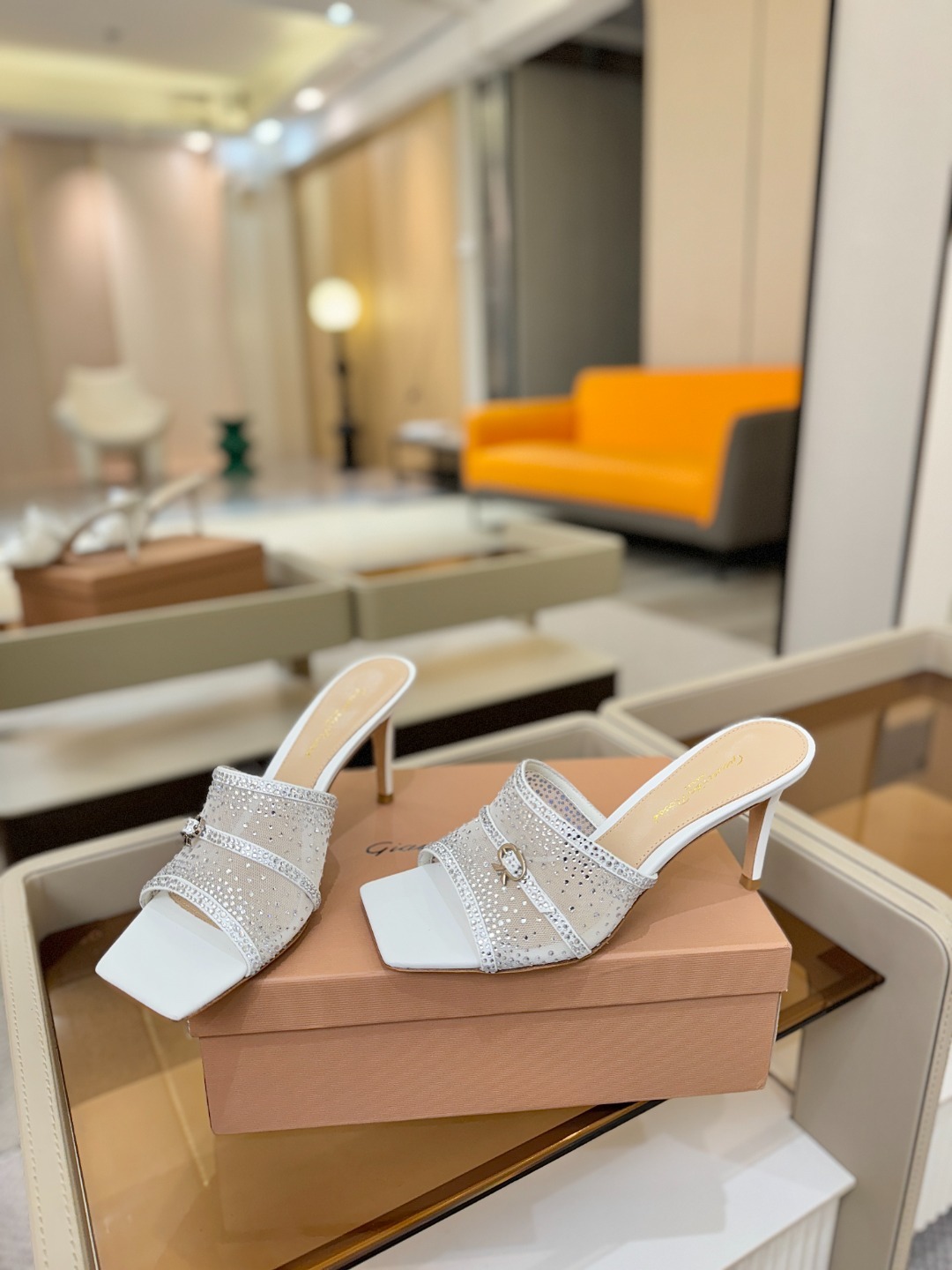 Gianvito rossi 👠拖鞋顶级版本!代购品质!👡施华洛奇水钻方头高跟拖鞋,宛如从童话中走来的仙