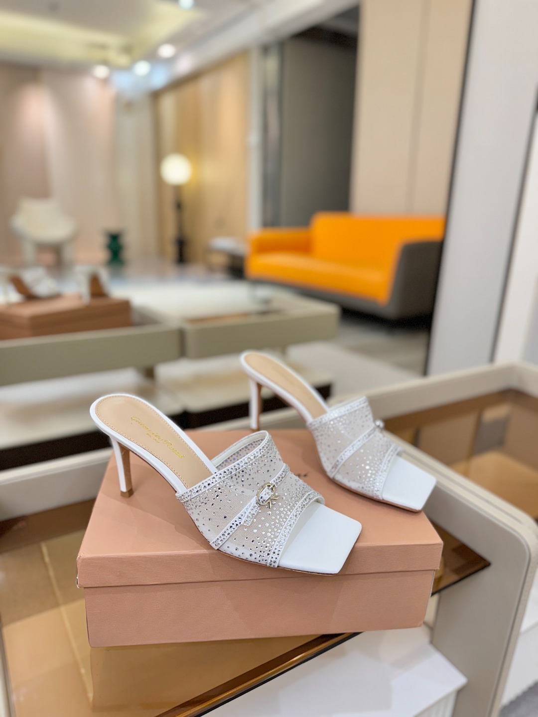 Gianvito rossi 👠拖鞋顶级版本!代购品质!👡施华洛奇水钻方头高跟拖鞋,宛如从童话中走来的仙