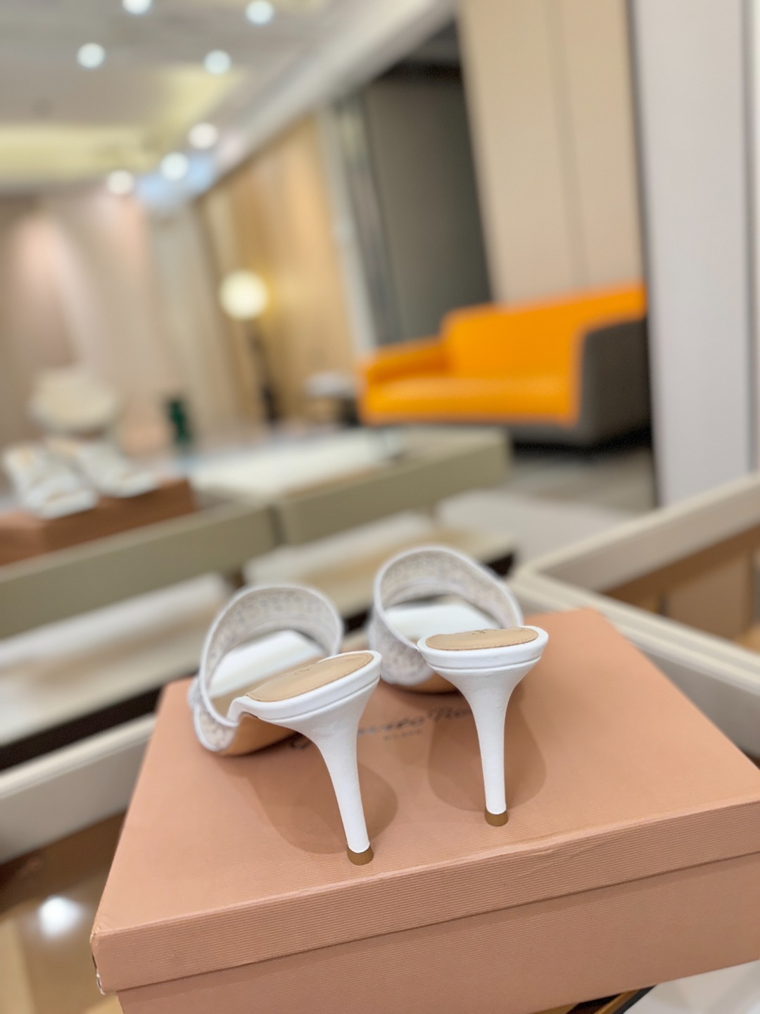 Gianvito rossi 👠拖鞋顶级版本!代购品质!👡施华洛奇水钻方头高跟拖鞋,宛如从童话中走来的仙