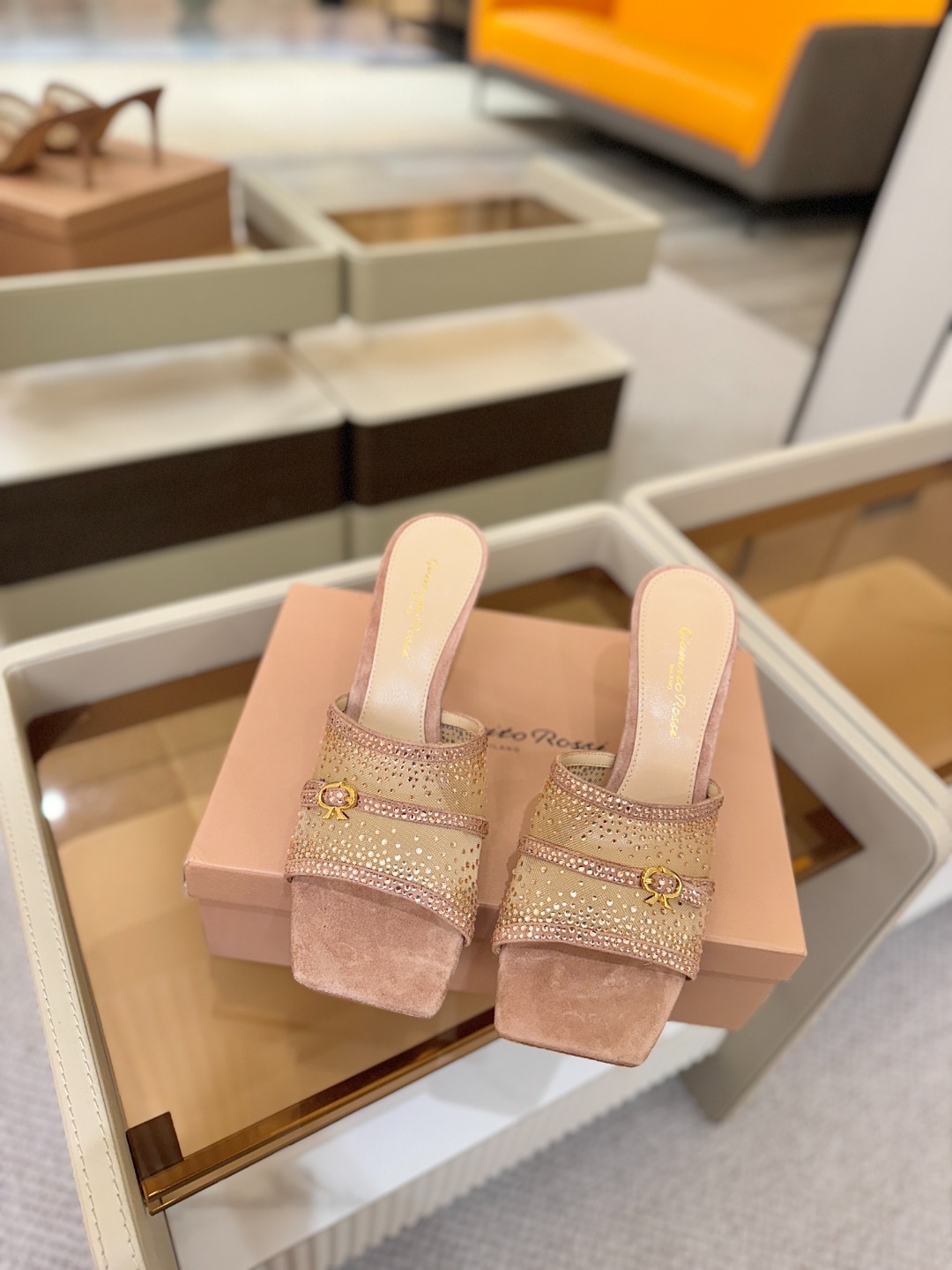 Gianvito rossi 👠拖鞋顶级版本!代购品质!👡施华洛奇水钻方头高跟拖鞋,宛如从童话中走来的仙
