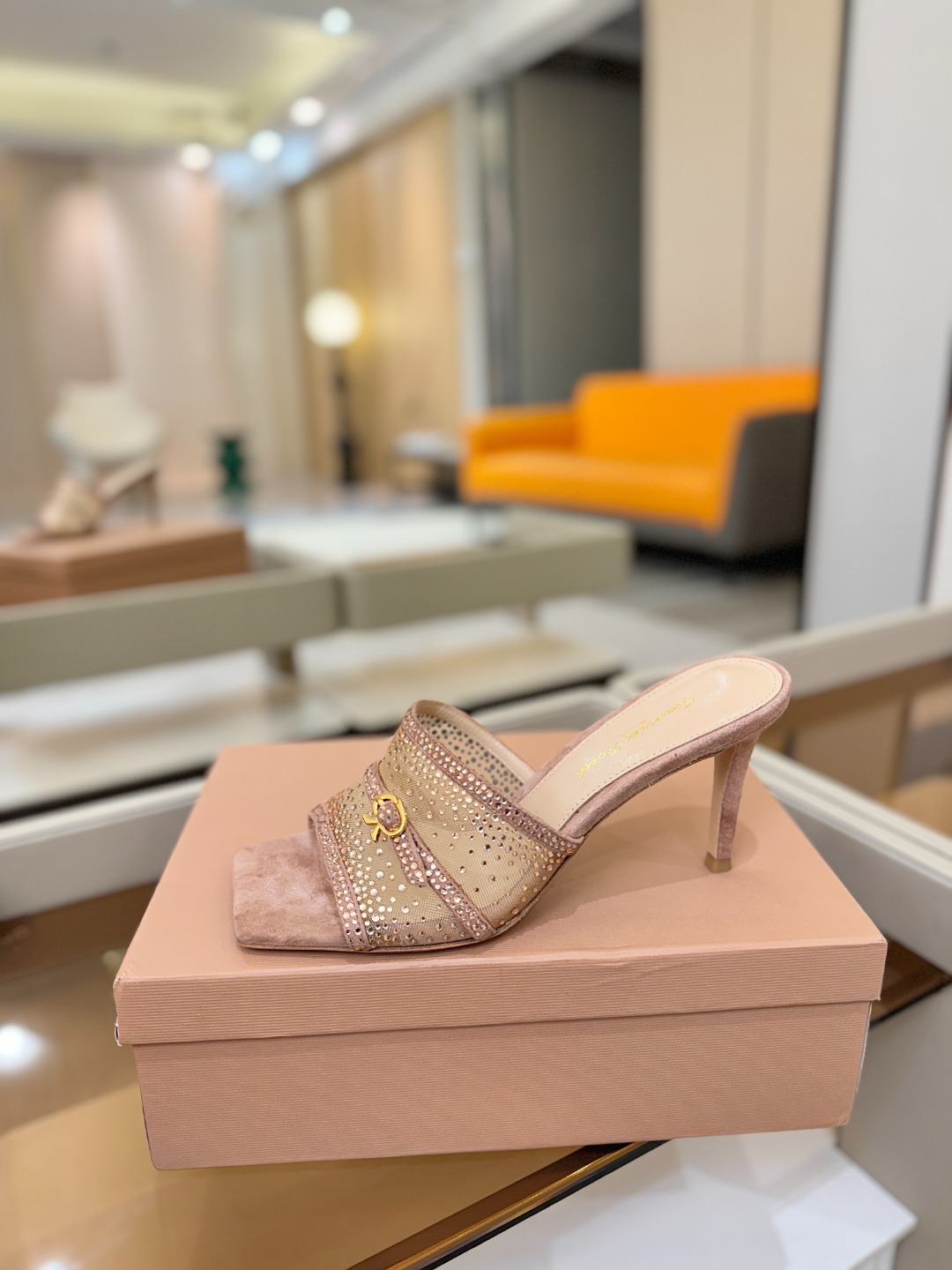 Gianvito rossi 👠拖鞋顶级版本!代购品质!👡施华洛奇水钻方头高跟拖鞋,宛如从童话中走来的仙