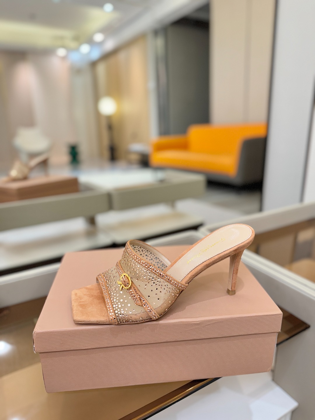 Gianvito rossi 👠拖鞋顶级版本!代购品质!👡施华洛奇水钻方头高跟拖鞋,宛如从童话中走来的仙