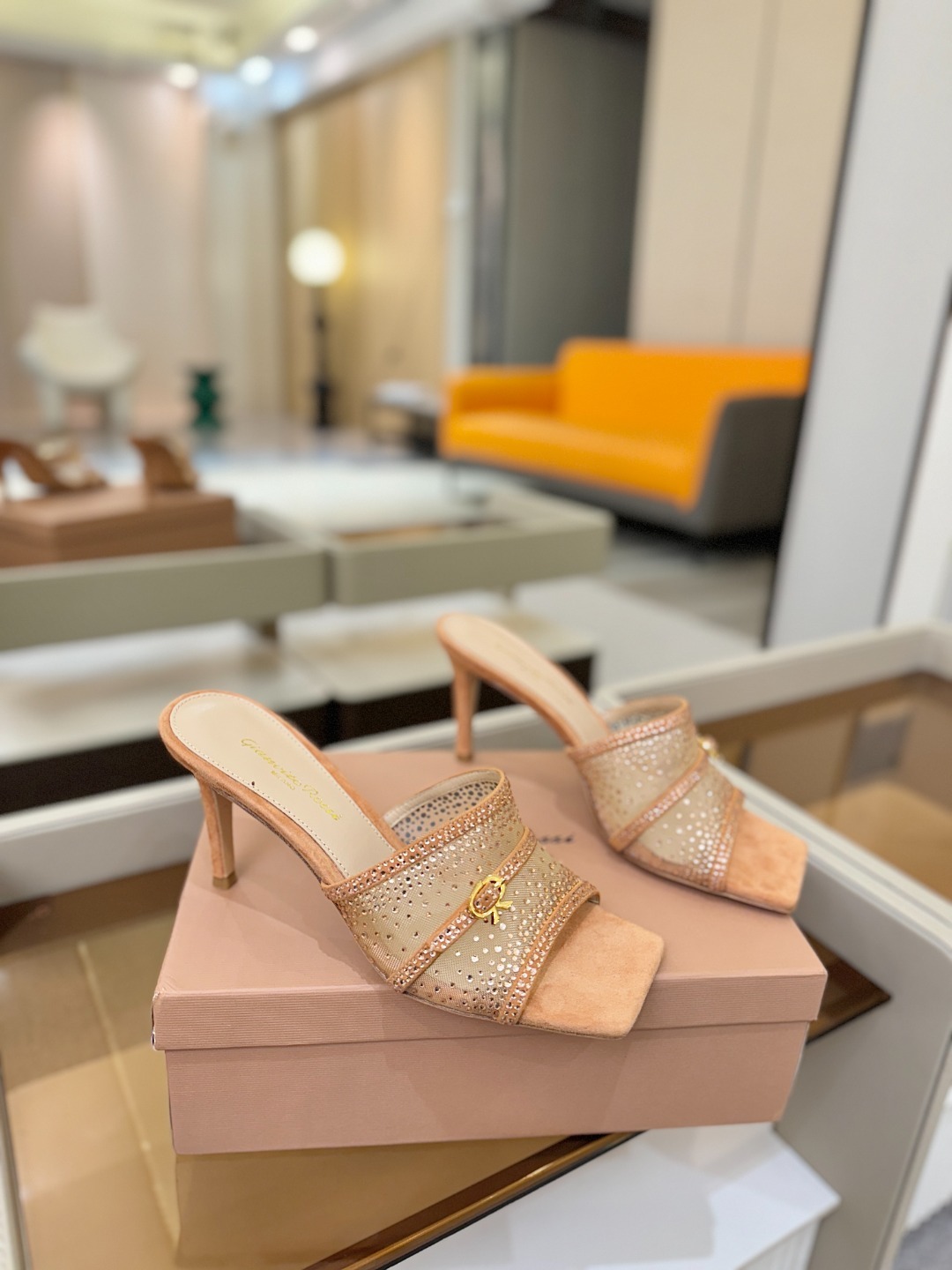 Gianvito rossi 👠拖鞋顶级版本!代购品质!👡施华洛奇水钻方头高跟拖鞋,宛如从童话中走来的仙