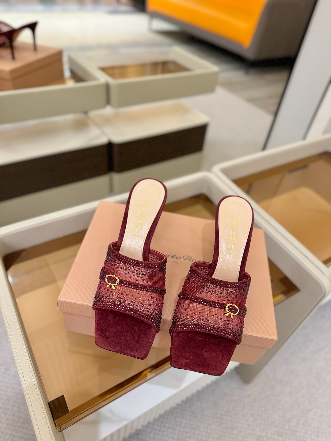 Gianvito rossi 👠拖鞋顶级版本!代购品质!👡施华洛奇水钻方头高跟拖鞋,宛如从童话中走来的仙