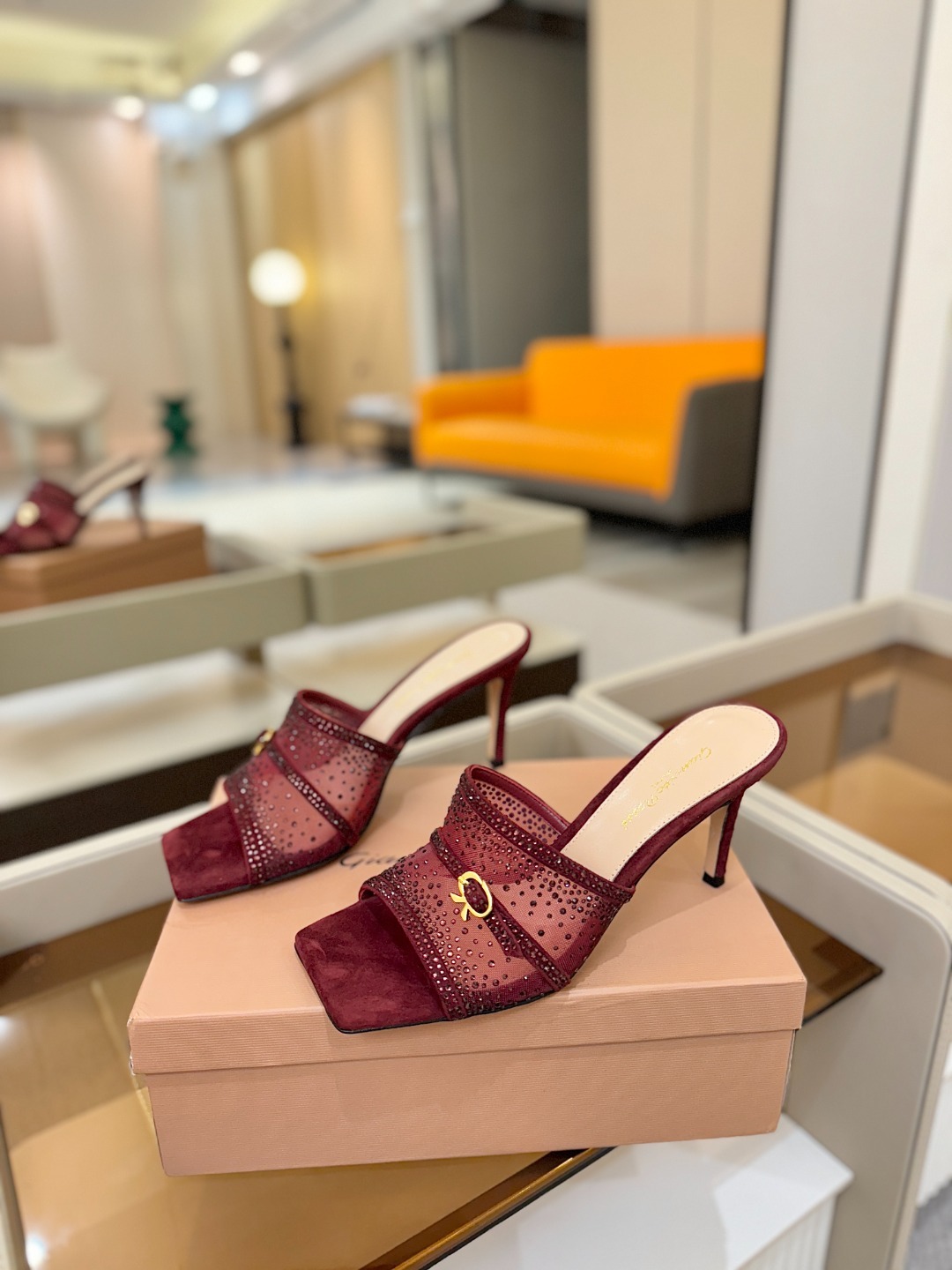 Gianvito rossi 👠拖鞋顶级版本!代购品质!👡施华洛奇水钻方头高跟拖鞋,宛如从童话中走来的仙