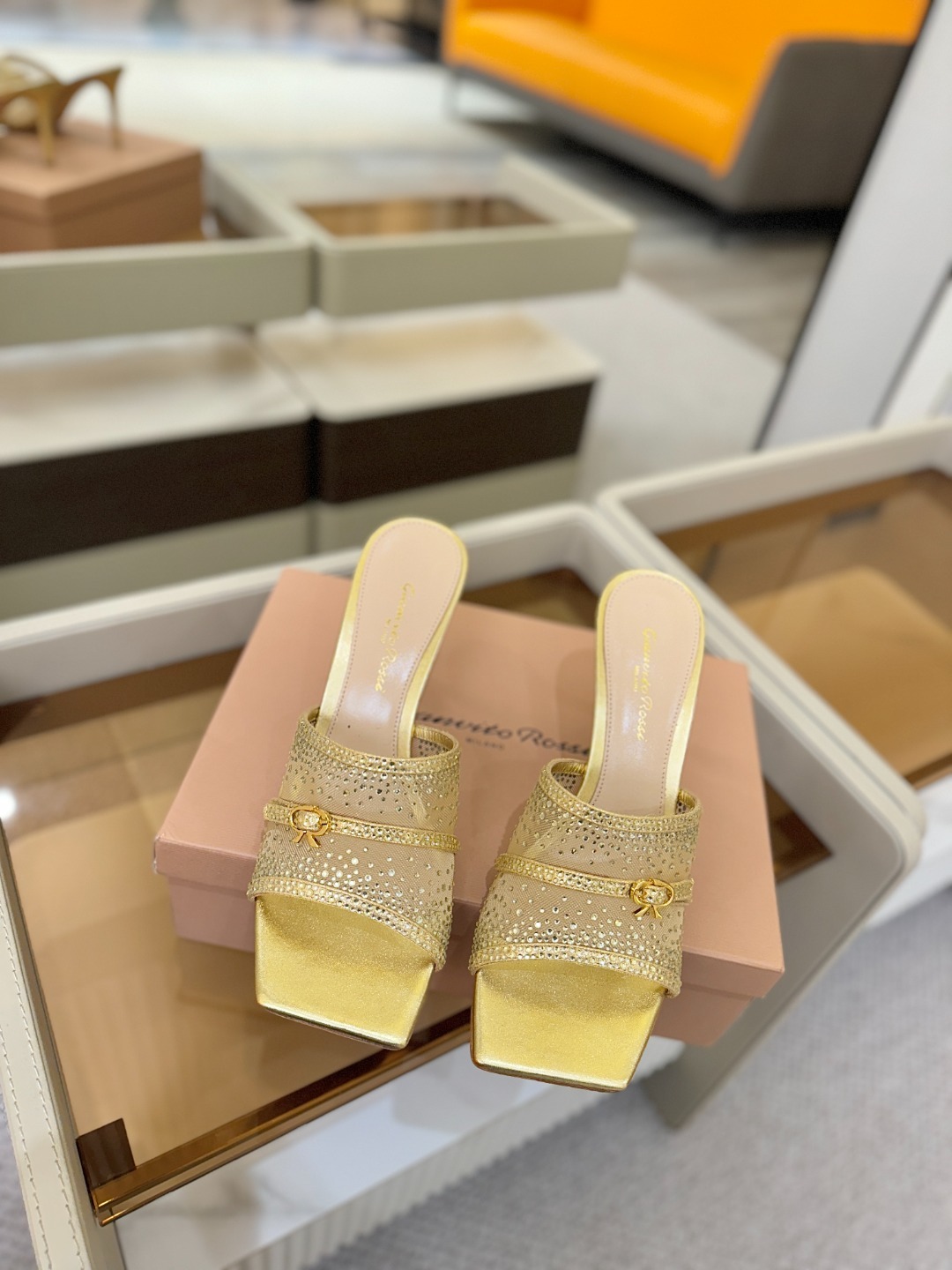 Gianvito rossi 👠拖鞋顶级版本!代购品质!👡施华洛奇水钻方头高跟拖鞋,宛如从童话中走来的仙