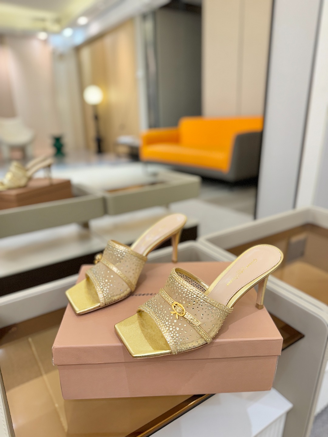Gianvito rossi 👠拖鞋顶级版本!代购品质!👡施华洛奇水钻方头高跟拖鞋,宛如从童话中走来的仙