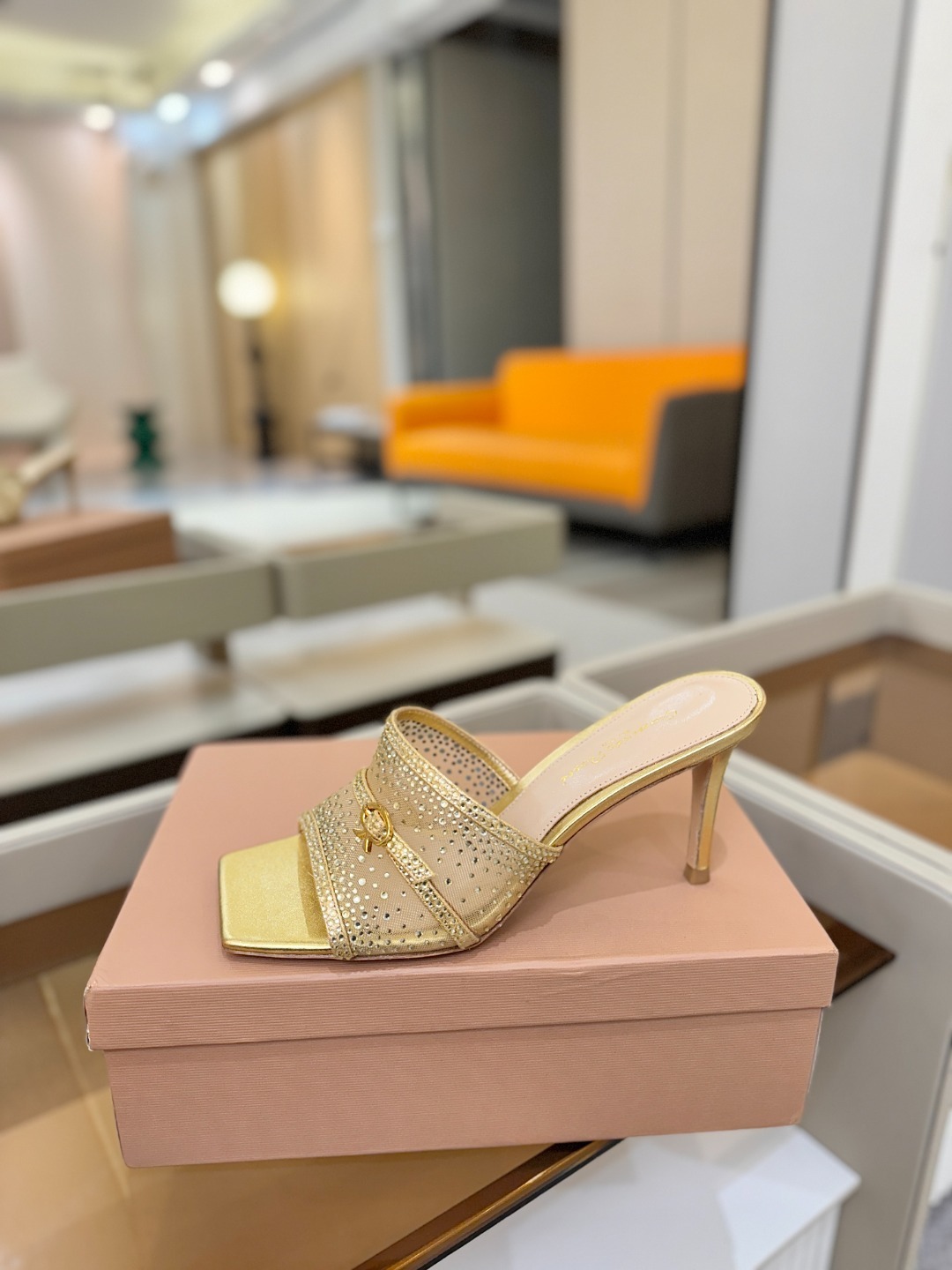 Gianvito rossi 👠拖鞋顶级版本!代购品质!👡施华洛奇水钻方头高跟拖鞋,宛如从童话中走来的仙