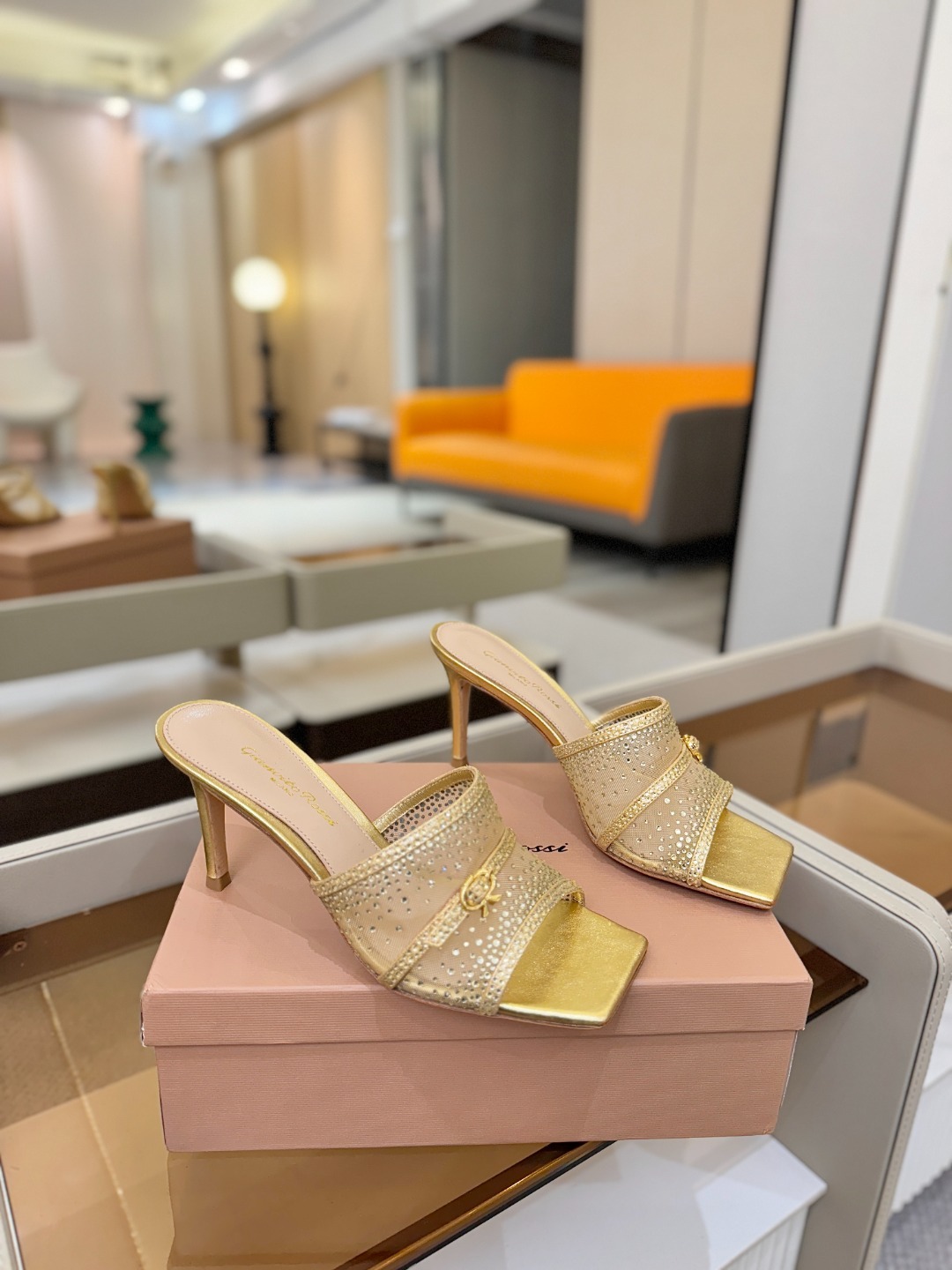 Gianvito rossi 👠拖鞋顶级版本!代购品质!👡施华洛奇水钻方头高跟拖鞋,宛如从童话中走来的仙