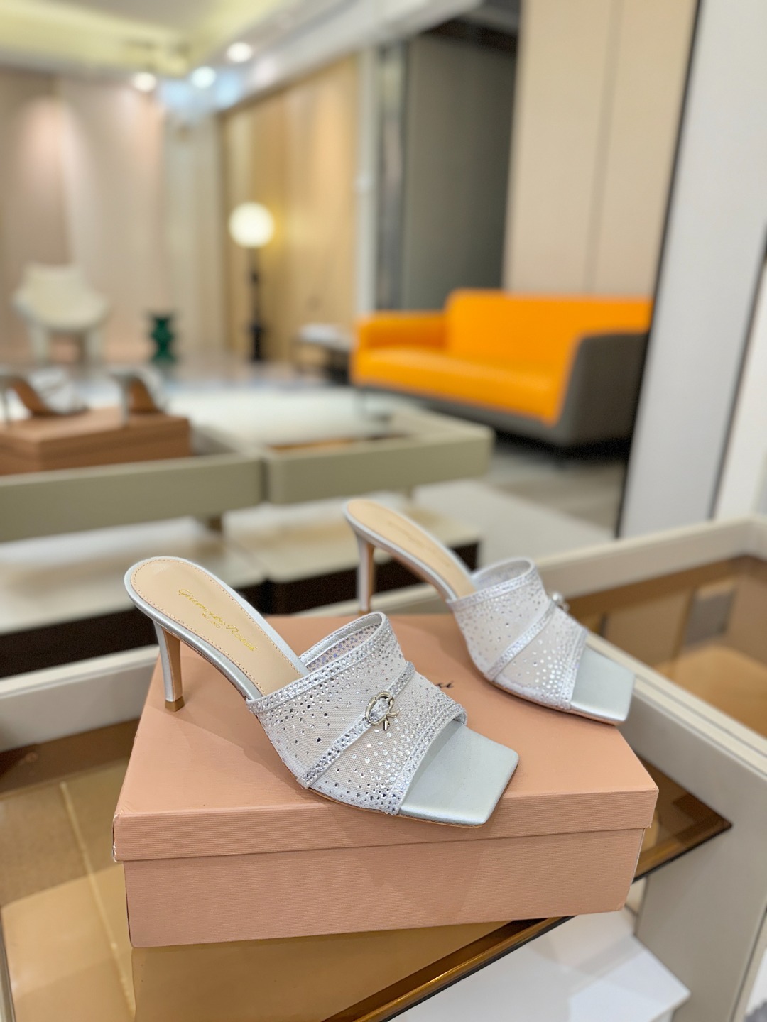 Gianvito rossi 👠拖鞋顶级版本!代购品质!👡施华洛奇水钻方头高跟拖鞋,宛如从童话中走来的仙
