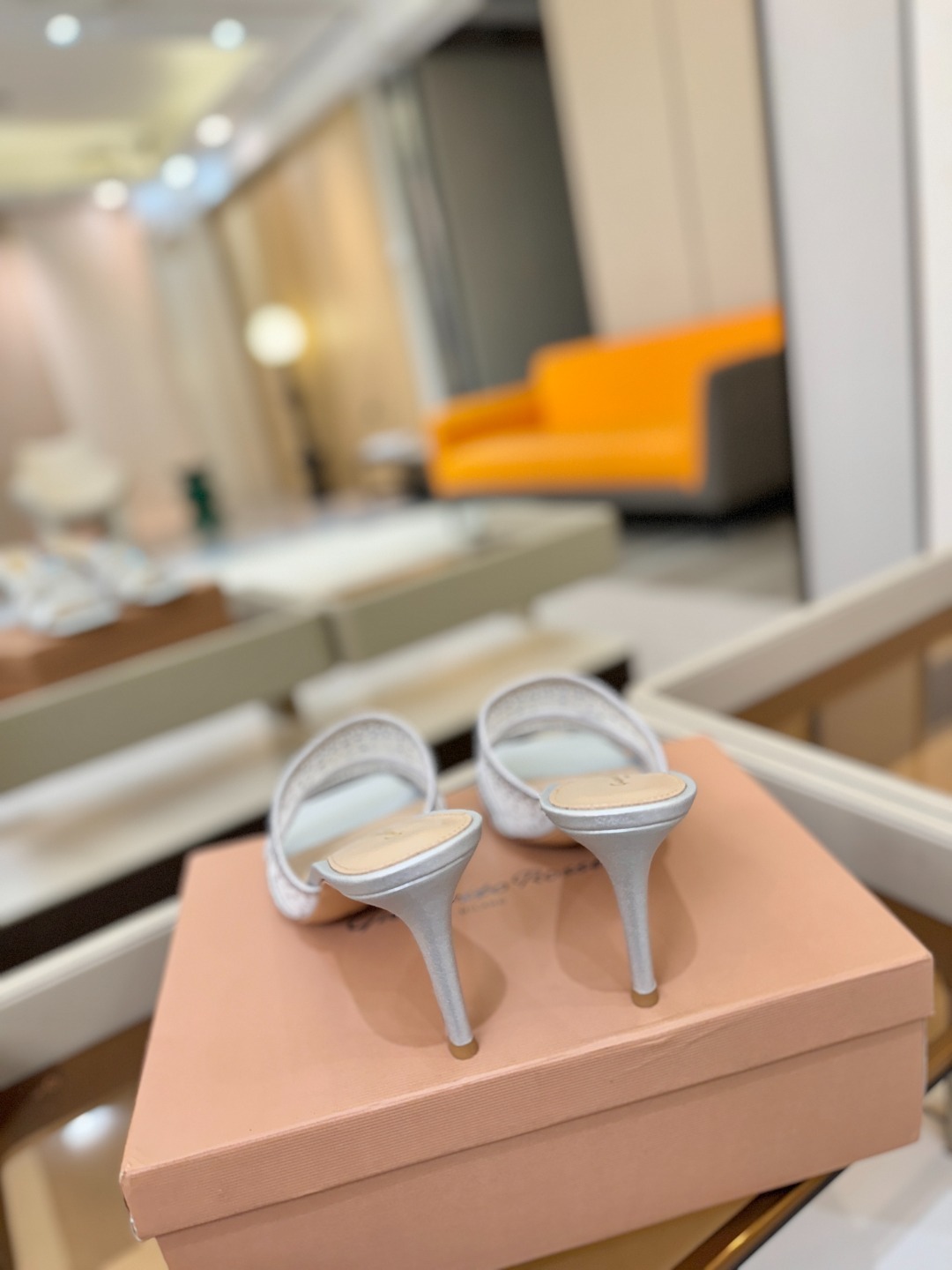 Gianvito rossi 👠拖鞋顶级版本!代购品质!👡施华洛奇水钻方头高跟拖鞋,宛如从童话中走来的仙