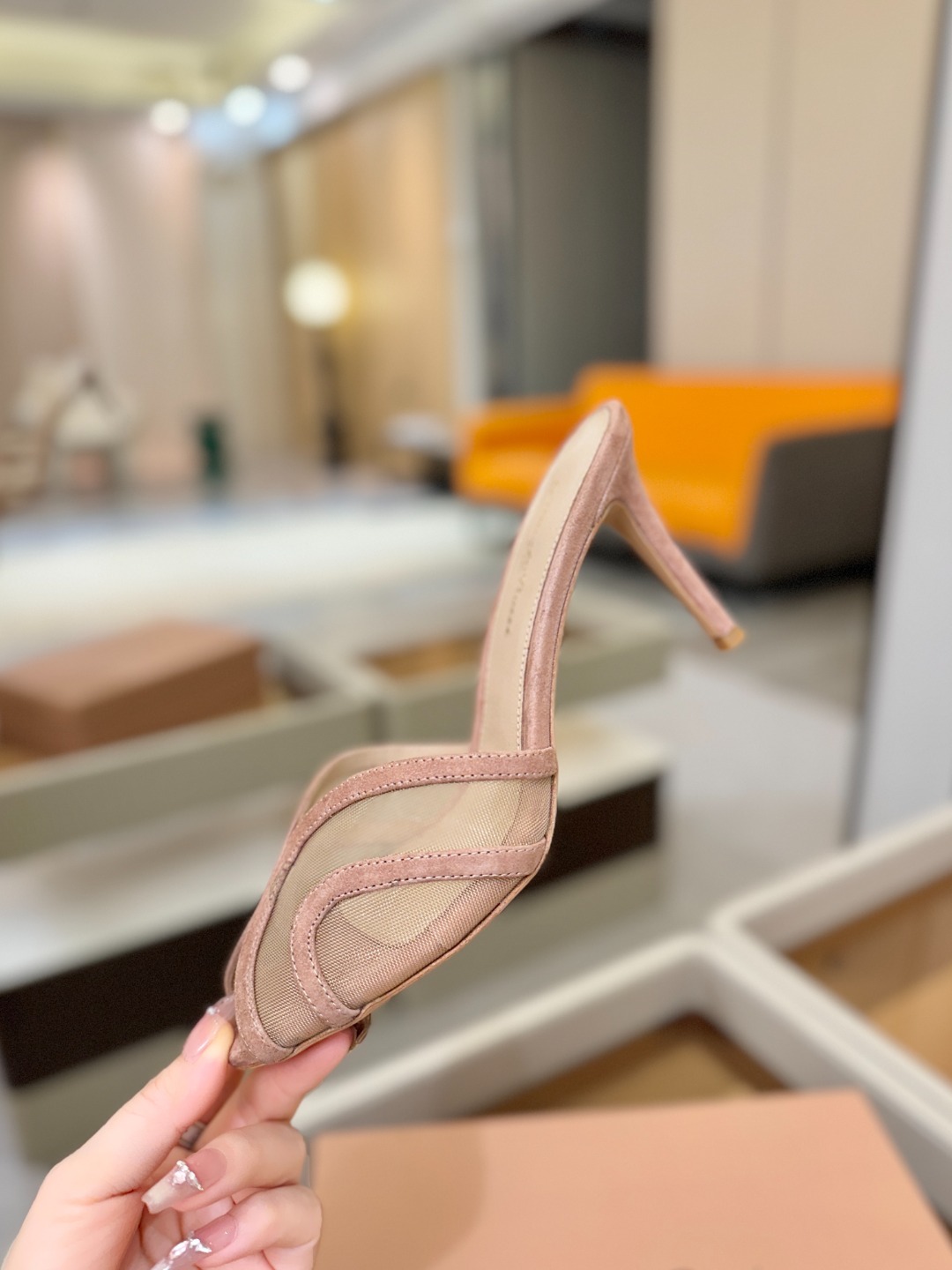Gianvito rossi 👠顶级版本!代购品质!👡施华洛奇水钻圆头高跟拖鞋,宛如从童话中走来的仙履😜