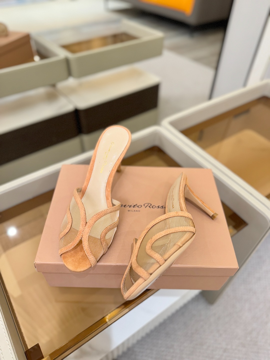 Gianvito rossi 👠顶级版本!代购品质!👡施华洛奇水钻圆头高跟拖鞋,宛如从童话中走来的仙履😜