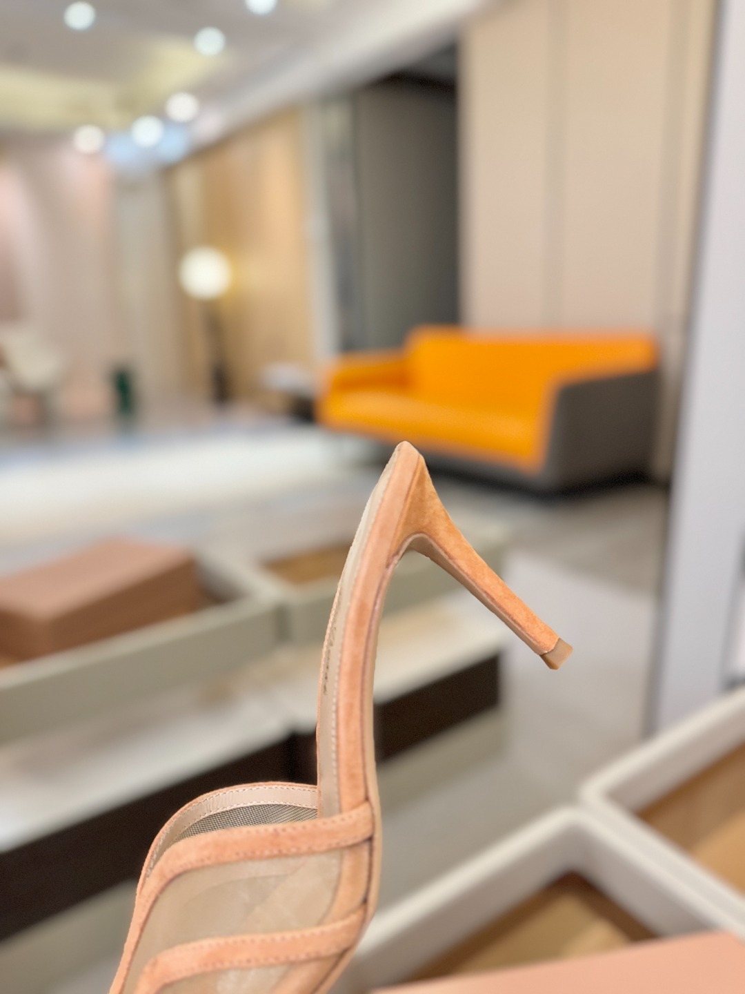 Gianvito rossi 👠顶级版本!代购品质!👡施华洛奇水钻圆头高跟拖鞋,宛如从童话中走来的仙履😜