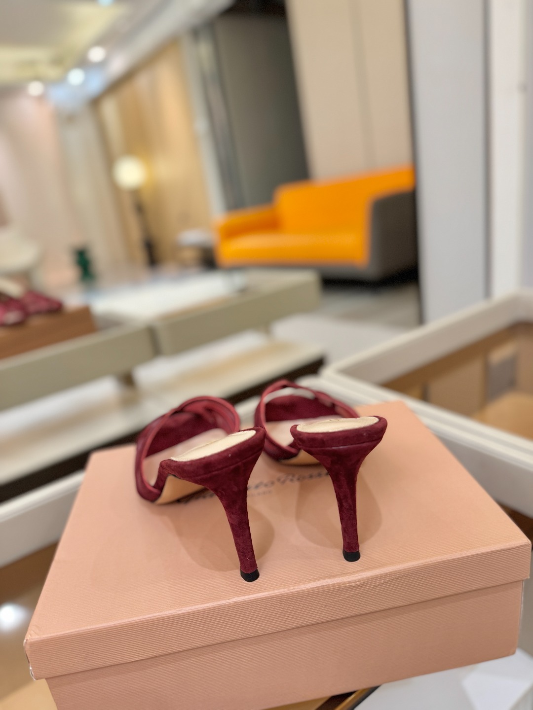 Gianvito rossi 👠顶级版本!代购品质!👡施华洛奇水钻圆头高跟拖鞋,宛如从童话中走来的仙履😜