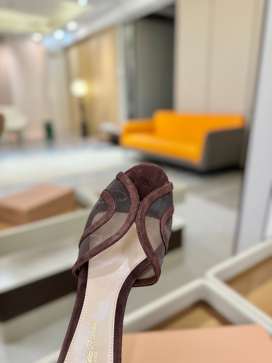 Gianvito rossi 👠顶级版本!代购品质!👡施华洛奇水钻圆头高跟拖鞋,宛如从童话中走来的仙履😜