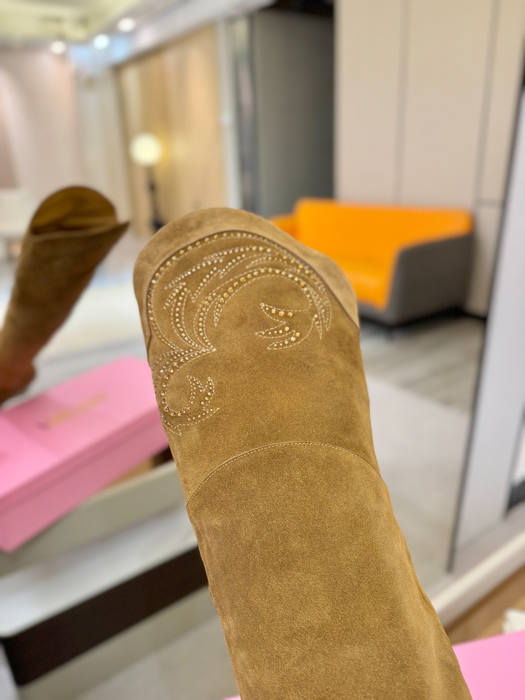 𝙋𝙖𝙧𝙞𝙨 𝙏𝙚𝙭𝙖𝙨 德州巴黎 Paris Texas 刺绣烫钻过膝长靴 ♡优雅风格，创造不一样的感觉