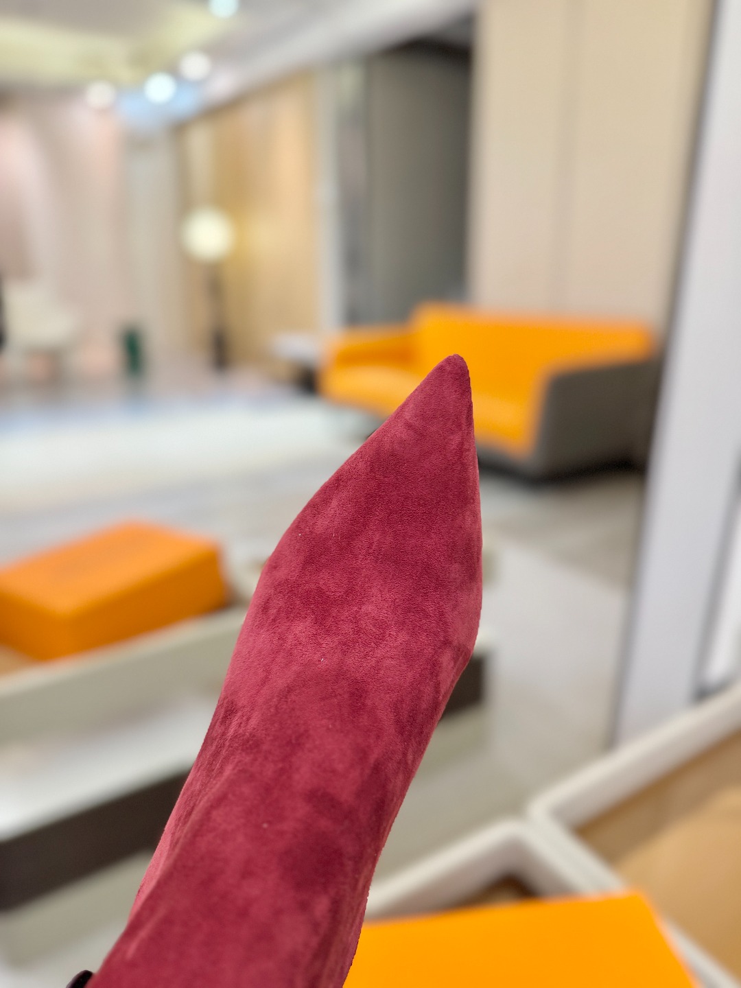 L✔️ 家 秋冬 专柜 走秀款短靴、官网系列同步更新、完美楦型+LV新元素扣子设计、女人味十足、高贵气质