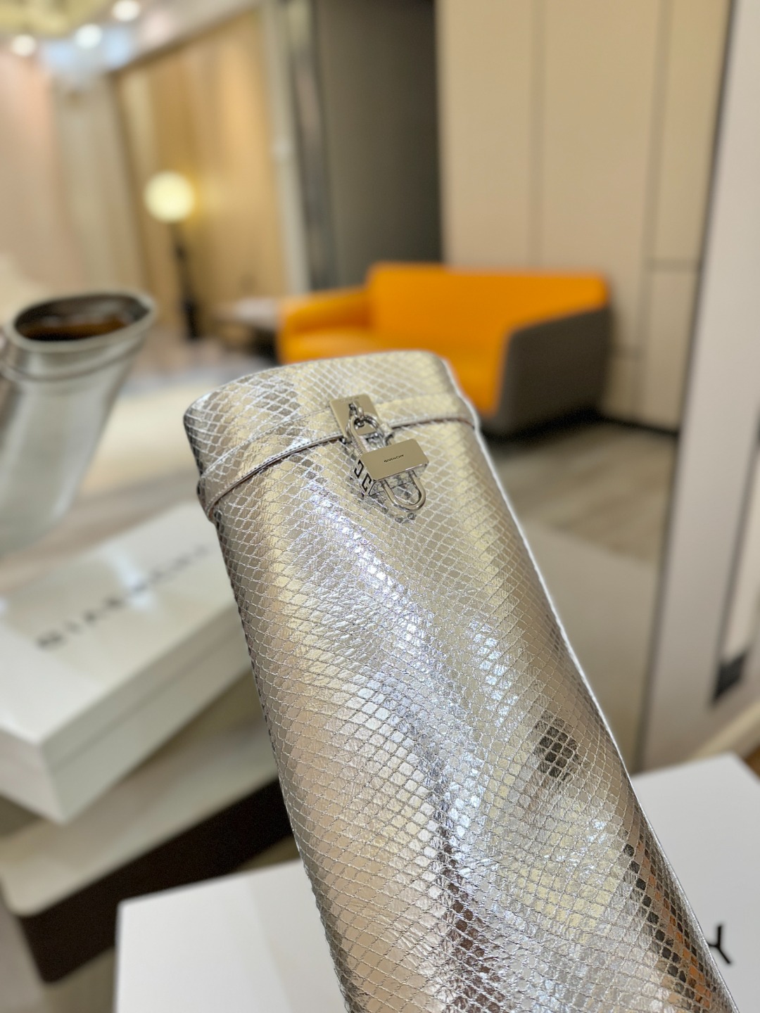 专柜正品级定制版本GIVENCHY纪梵希 Shark Lock 系列 挂锁 长靴 新款，市面最高版本👍👍