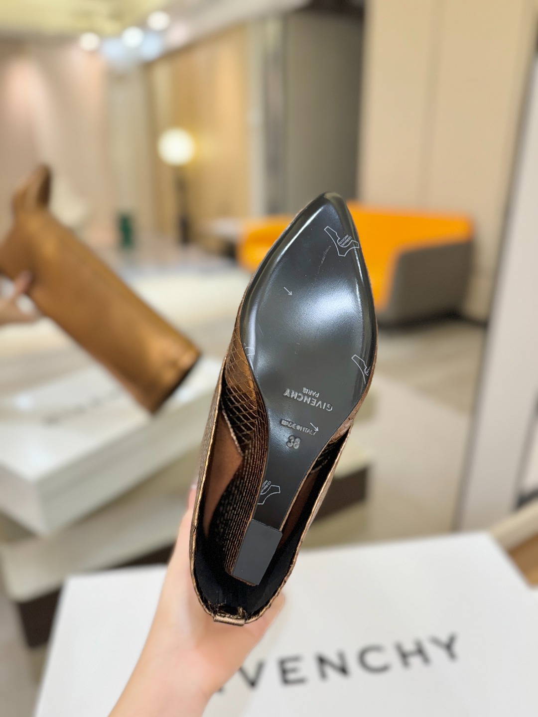 专柜正品级定制版本GIVENCHY纪梵希 Shark Lock 系列 挂锁 长靴 新款，市面最高版本👍👍