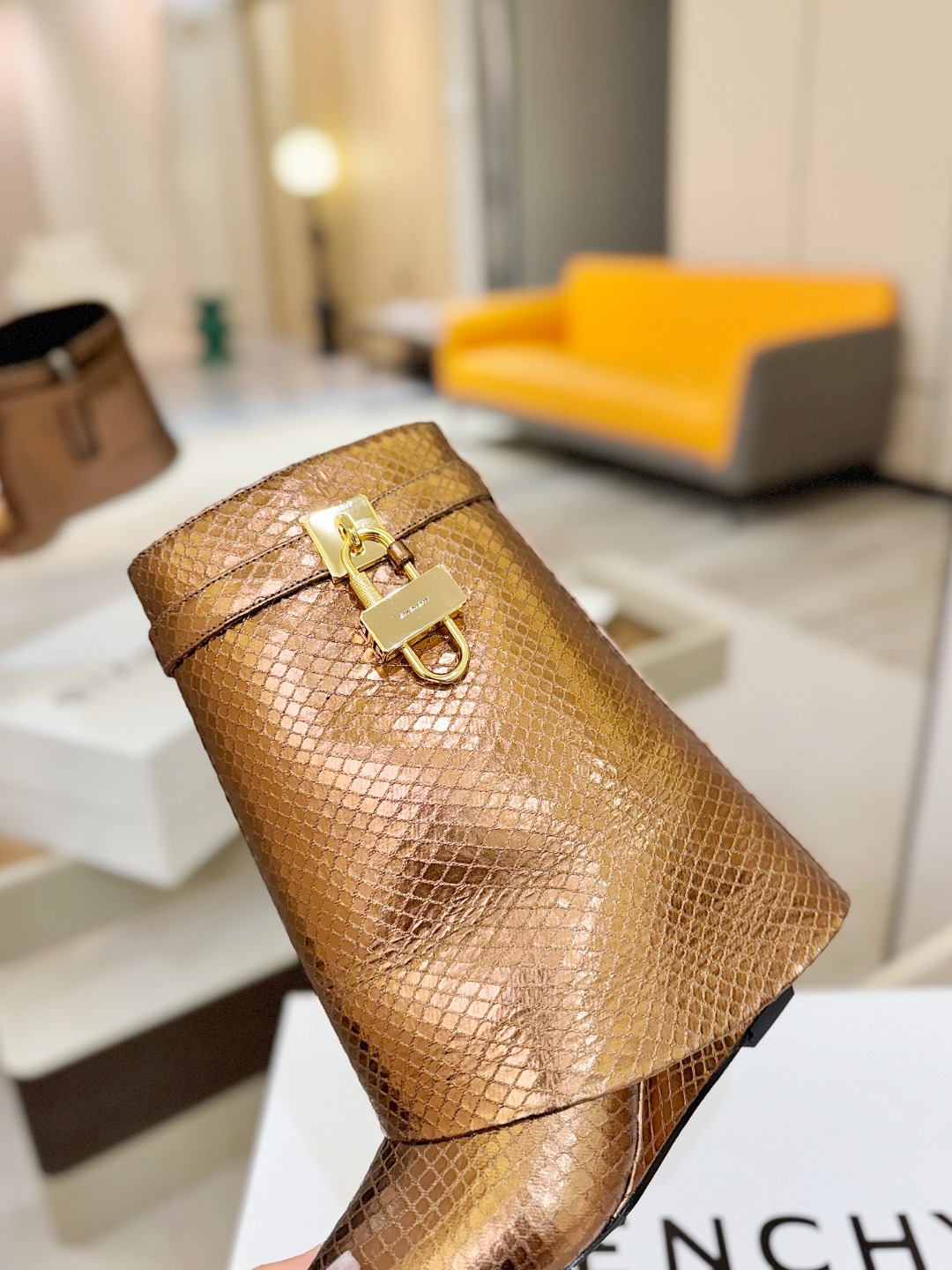 专柜正品级定制版本GIVENCHY纪梵希 Shark Lock 系列 挂锁 短靴 新款，市面最高版本👍👍