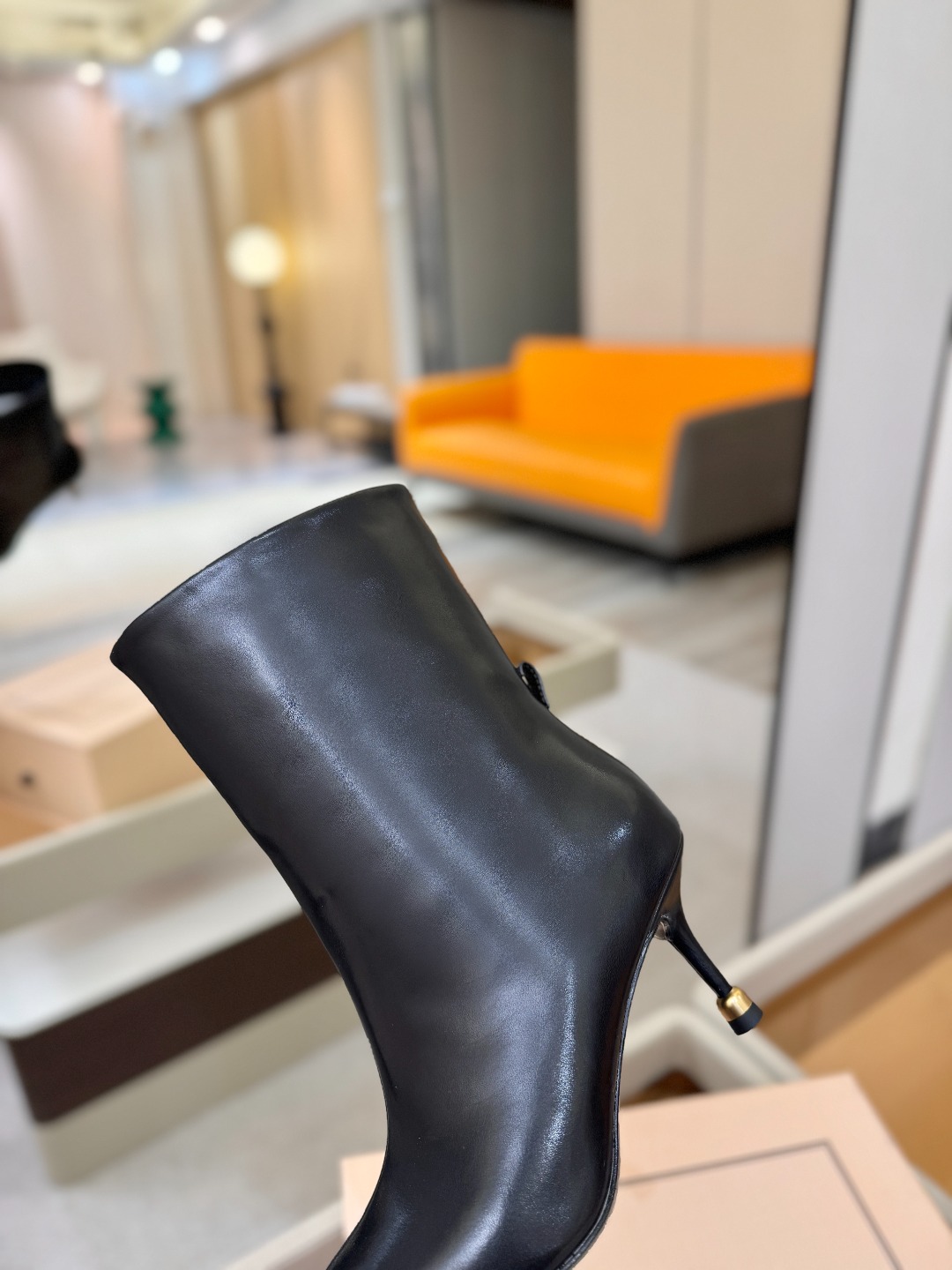 Vanda Novak 正品代购支持验货 秋冬 备货中，可正常接单 小牛皮尺码:34－42 {41.42