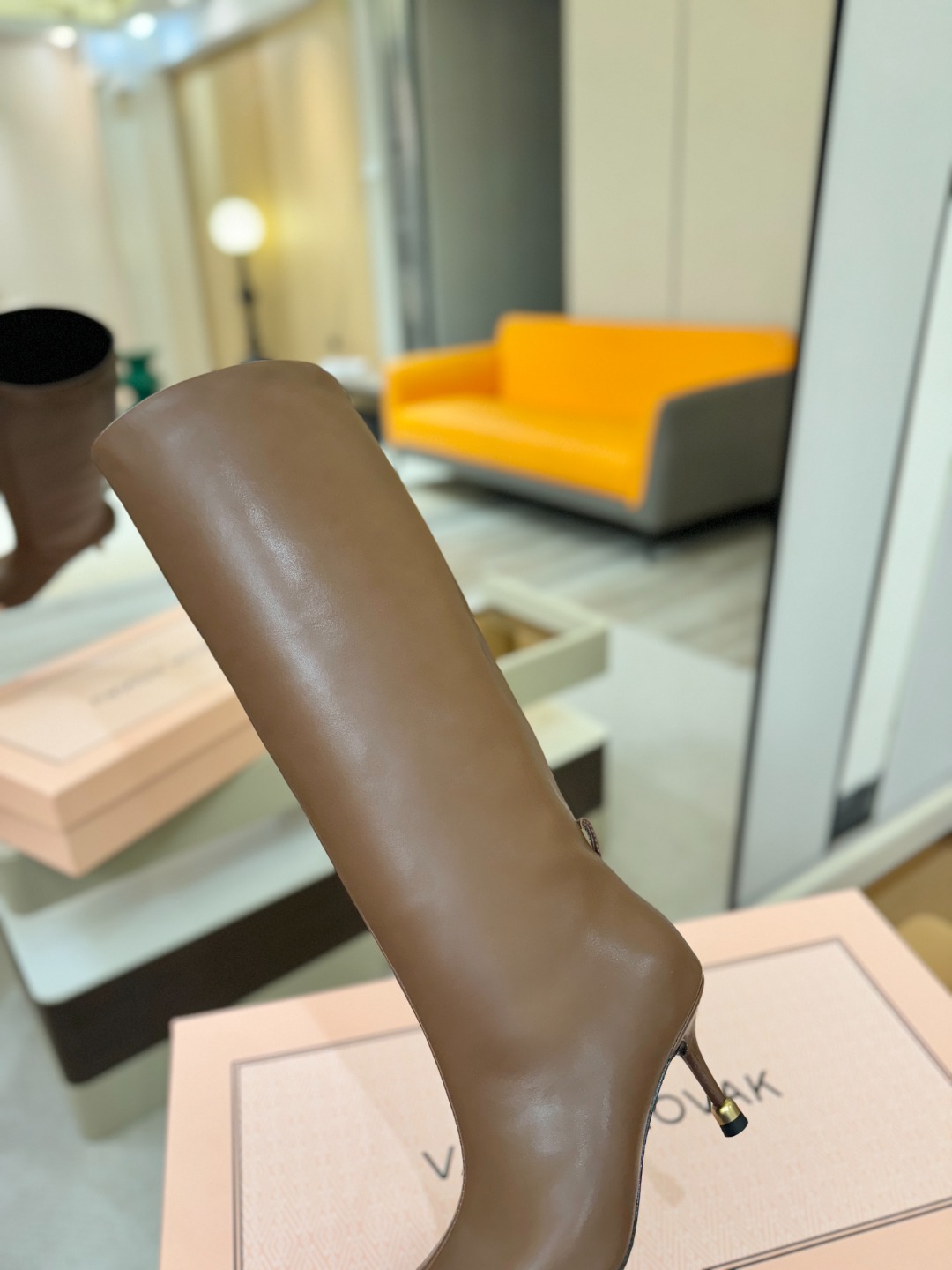 Vanda Novak 正品代购支持验货 秋冬 备货中，可正常接单 小牛皮尺码:34－42 {41.42