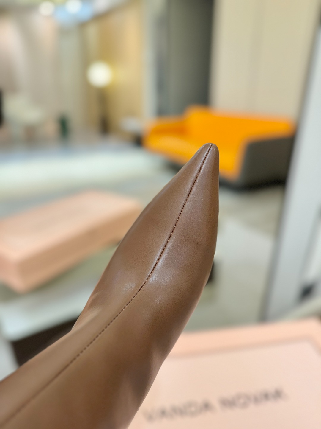 Vanda Novak 正品代购支持验货 秋冬 备货中，可正常接单 小牛皮尺码:34－42 {41.42