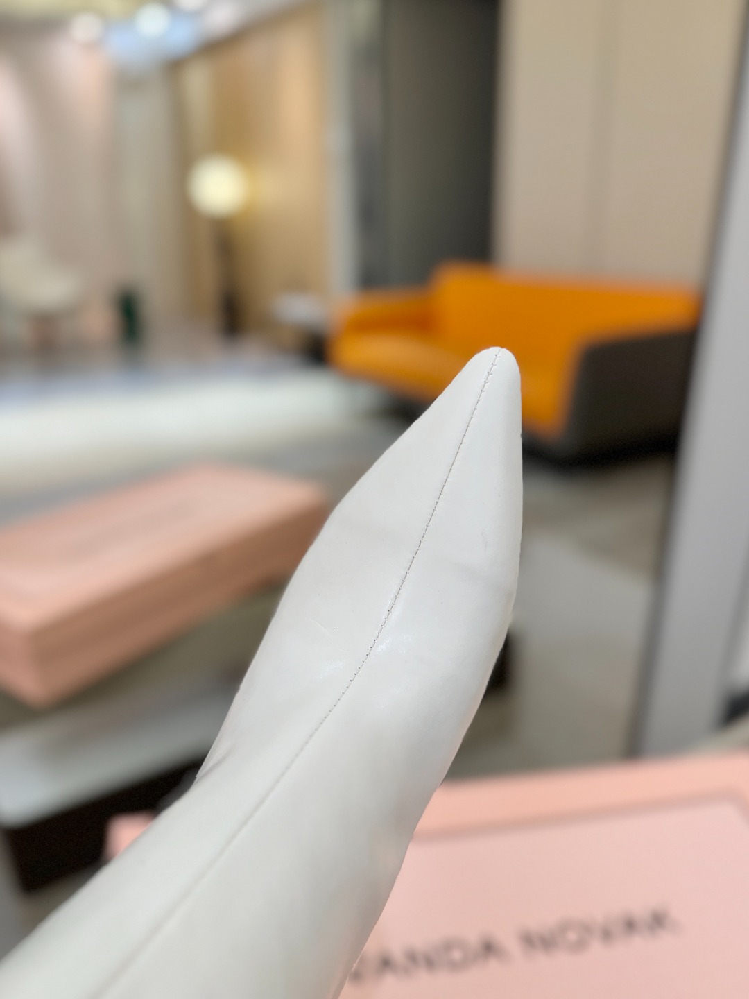 Vanda Novak 正品代购支持验货 秋冬 备货中，可正常接单 小牛皮尺码:34－42 {41.42