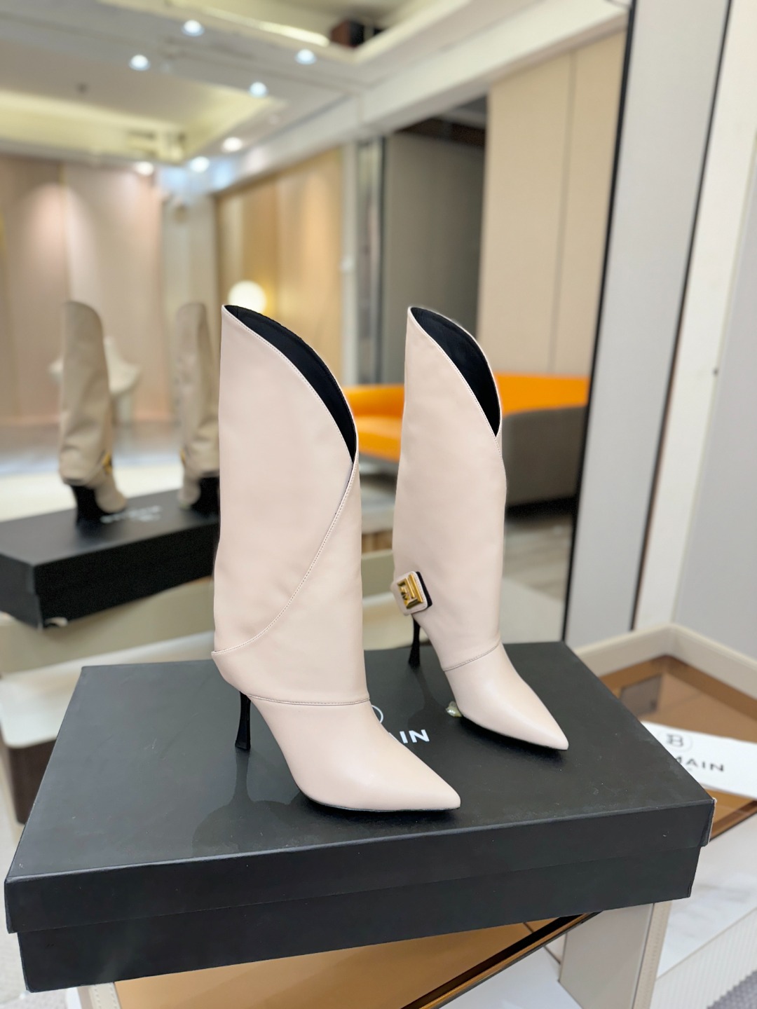 价格:620 Blamain 巴尔曼💓👢独家首发 𝑩𝒍𝒂𝒎𝒂𝒊𝒏 巴尔曼 𝑭𝒘 秋冬季新款 Balmai