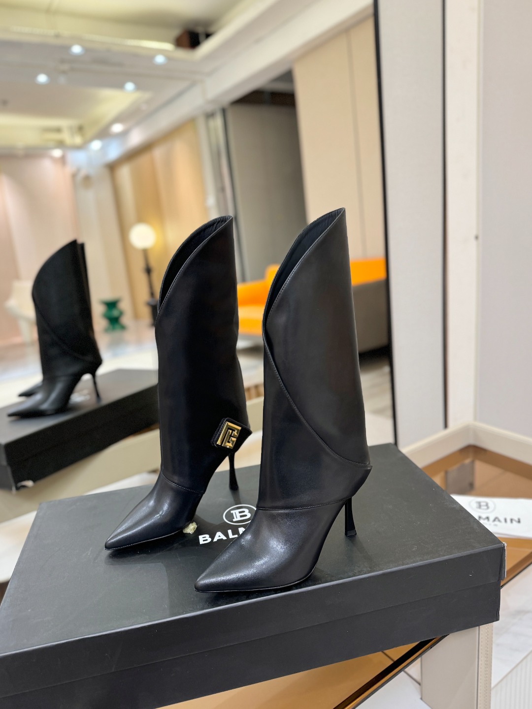 价格:620 Blamain 巴尔曼💓👢独家首发 𝑩𝒍𝒂𝒎𝒂𝒊𝒏 巴尔曼 𝑭𝒘 秋冬季新款 Balmai